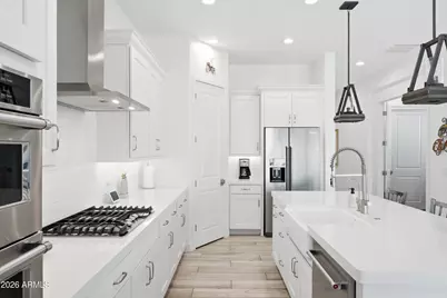 21641 N 59th Street, Phoenix, AZ 85054 - Photo 9