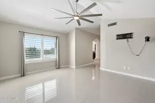 3224 E Taro Ln, Phoenix, AZ 85050 - Photo 13