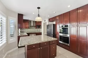 3224 E Taro Ln, Phoenix, AZ 85050 - Photo 7