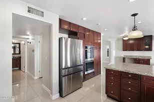 3224 E Taro Ln, Phoenix, AZ 85050 - Photo 11