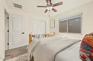 2040 E Heartwood Ln, Phoenix, AZ 85022 - Photo 17
