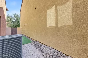 2040 E Heartwood Ln, Phoenix, AZ 85022 - Photo 23