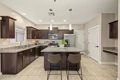 2040 E Heartwood Lane, Phoenix, AZ 85022 - Photo 7