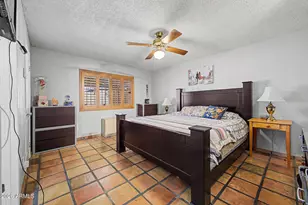 3602 N 64th Dr, Phoenix, AZ 85033 - Photo 11