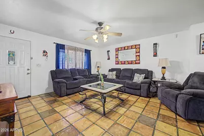 3602 N 64th Drive, Phoenix, AZ 85033 - Photo 3