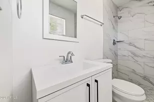 1037 N 74th St, Scottsdale, AZ 85257 - Photo 15