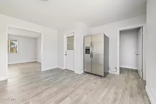 1037 N 74th St, Scottsdale, AZ 85257 - Photo 9