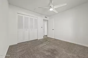 19236 N 22nd Ln, Phoenix, AZ 85027 - Photo 23