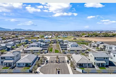 2334 E Levi Drive, Phoenix, AZ 85040 - Photo 37