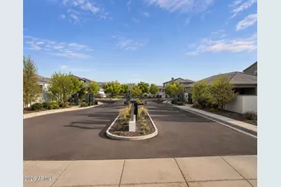 2334 E Levi Drive, Phoenix, AZ 85040 - Photo 33