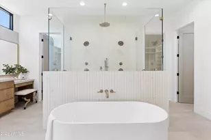 4510 E Calle Tuberia, Phoenix, AZ 85018 - Photo 17