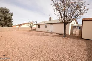 105 Buckskin Dr, Huachuca City, AZ 85616 - Photo 11