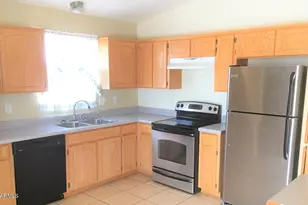 105 Buckskin Dr, Huachuca City, AZ 85616 - Photo 3