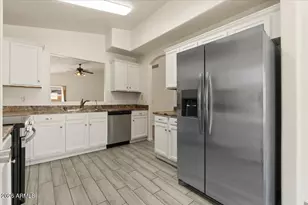 8575 W Rue De Lamour, Peoria, AZ 85381 - Photo 7