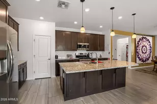 9221 W Willow Bend Ln, Phoenix, AZ 85037 - Photo 7