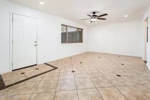 7126 N 19th Ave, Phoenix, AZ 85021 - Photo 11