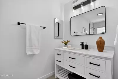3655 N 5th Avenue #105, Phoenix, AZ 85013 - Photo 3