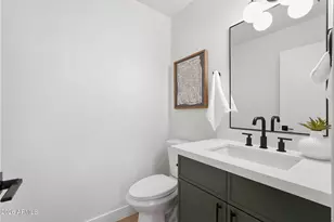 1811 S 39th St, Mesa, AZ 85206 - Photo 29