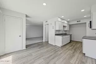 5626 S Captain Kidd Ct S, Tempe, AZ 85283 - Photo 5
