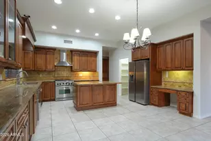 462 W Carob Dr, Chandler, AZ 85248 - Photo 9