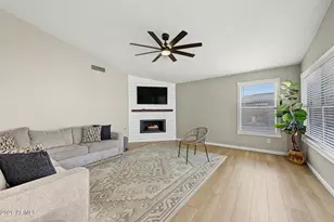 19942 N 78th Ln, Glendale, AZ 85308 - Photo 9