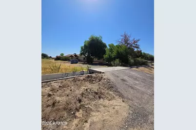 7831 N 185th Avenue, Waddell, AZ 85355 - Photo 3