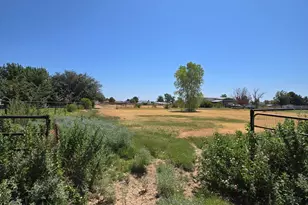 7831 N 185th Ave, Waddell, AZ 85355 - Photo 41