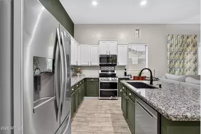 15216 W Windrose Drive, Surprise, AZ 85379 - Photo 13