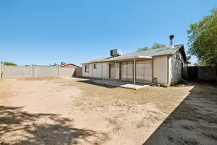 8202 W Highland Ave, Phoenix, AZ 85033 - Photo 23