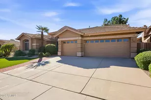 6519 W Crest Ln, Glendale, AZ 85310 - Photo 33