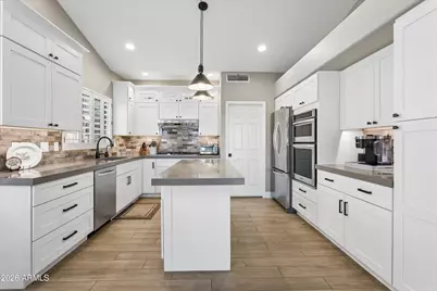 9010 E Cedar Waxwing Drive, Sun Lakes, AZ 85248 - Photo 7