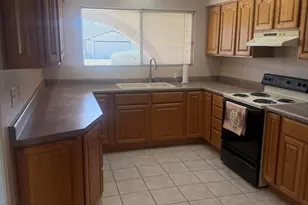 5010 E Laurel Ln, Scottsdale, AZ 85254 - Photo 5
