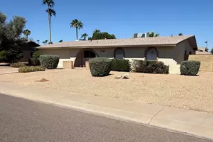 5010 E Laurel Ln, Scottsdale, AZ 85254 - Photo 1