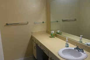5010 E Laurel Ln, Scottsdale, AZ 85254 - Photo 21