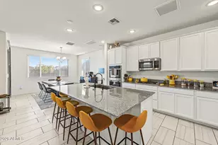 8835 W Fleetwood Ln, Glendale, AZ 85305 - Photo 5