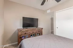 286 W Palomino Dr, Chandler, AZ 85225 - Photo 17