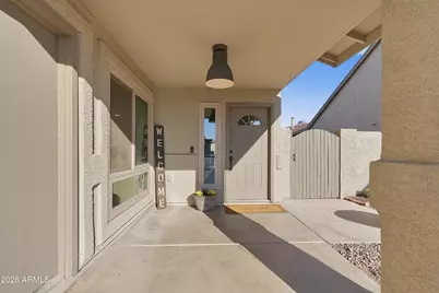 743 N Valencia Place, Chandler, AZ 85226 - Photo 3