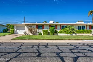 10752 W Peoria Ave, Sun City, AZ 85351 - Photo 1