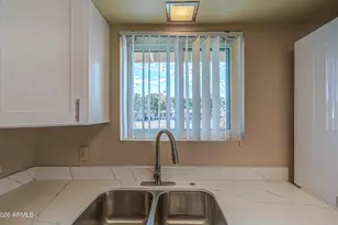 10752 W Peoria Ave, Sun City, AZ 85351 - Photo 11