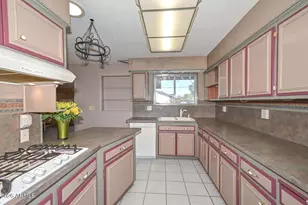 10116 W Peoria Ave, Sun City, AZ 85351 - Photo 1