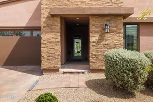 930 E Paseo Way, Phoenix, AZ 85042 - Photo 3