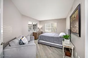 9736 N 95th St, Scottsdale, AZ 85258 - Photo 11