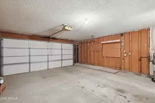 4261 E Yawepe St, Phoenix, AZ 85044 - Photo 33