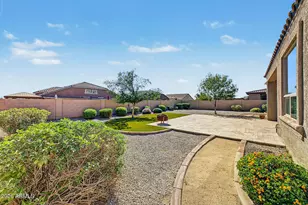 9267 W Denton Ln, Glendale, AZ 85305 - Photo 35