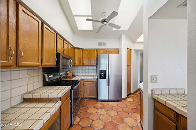 4237 E Sandia Street, Phoenix, AZ 85044 - Photo 11