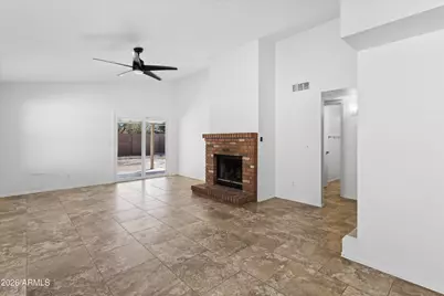 18351 N 88th Avenue, Peoria, AZ 85382 - Photo 7