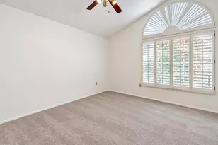 11218 E Mercer Ln, Scottsdale, AZ 85259 - Photo 9