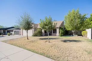 170 S Maple St, Chandler, AZ 85226 - Photo 3