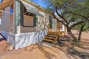 2582 W Smoketree St, Apache Junction, AZ 85120 - Photo 25