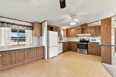 2582 W Smoketree Street, Apache Junction, AZ 85120 - Photo 7